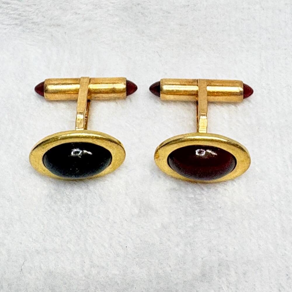 Krementz Gold‑Tone Garnet‑Red Glass Cabochon Cufflinks, Vintage 1965-1985